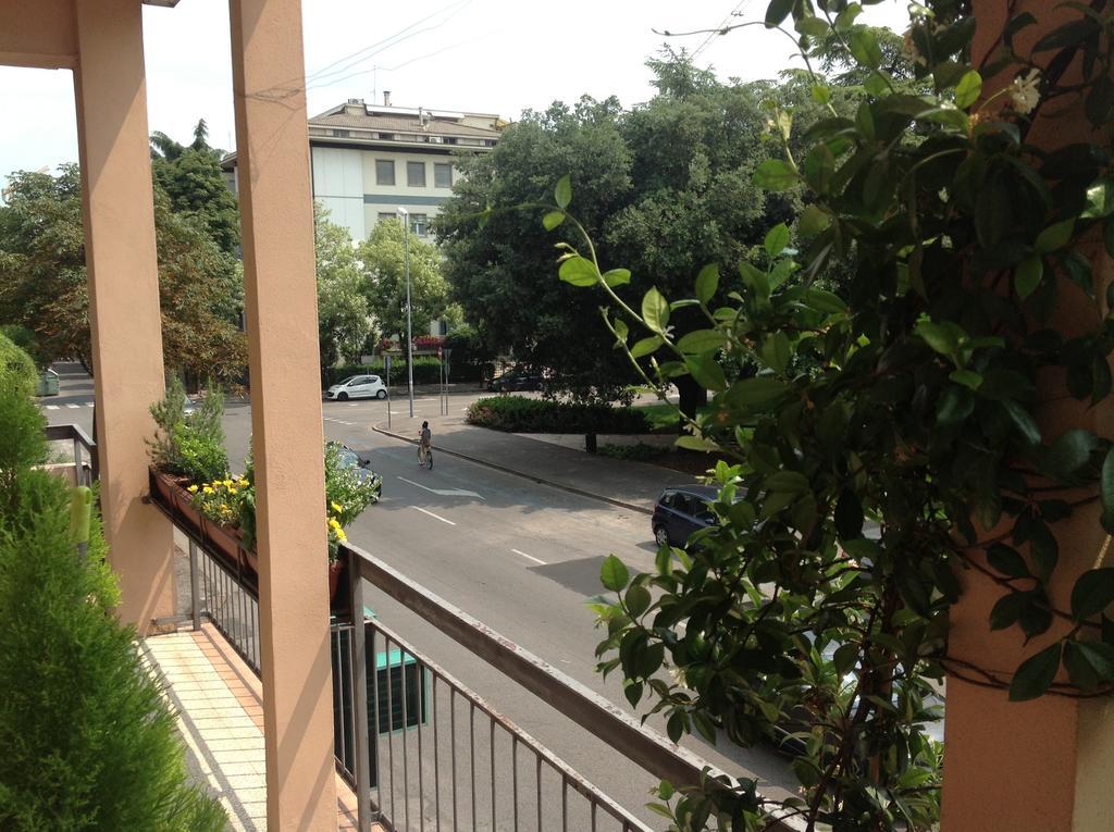 Ai Giardini Rooms -Vicino Ospedale Borgo Trento E Centro Storico Werona Zewnętrze zdjęcie